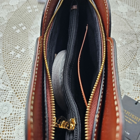 PIJUSHI ROSE CROSSBODY EMBOSSED LEATHER BROWN. - Picture 13 of 16